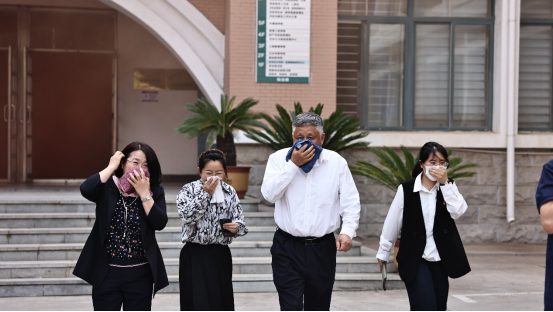 共筑校园安全防线leyu乐鱼中国体育官网携手属地消防圆满举行消防大演练