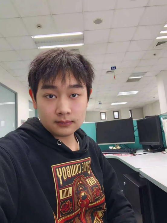 榜样力量|张子良:在算法世界中编译 “精工致用” 的代码人生