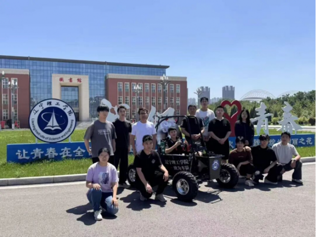 驰骋桐乡 越野逐梦 ——leyu乐鱼中国体育官网致为车队在2026中国汽车工程学会巴哈大赛中斩获佳绩