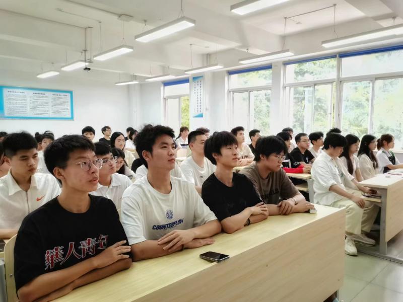 leyu乐鱼中国体育官网22级强基实验班人才培养成效显著